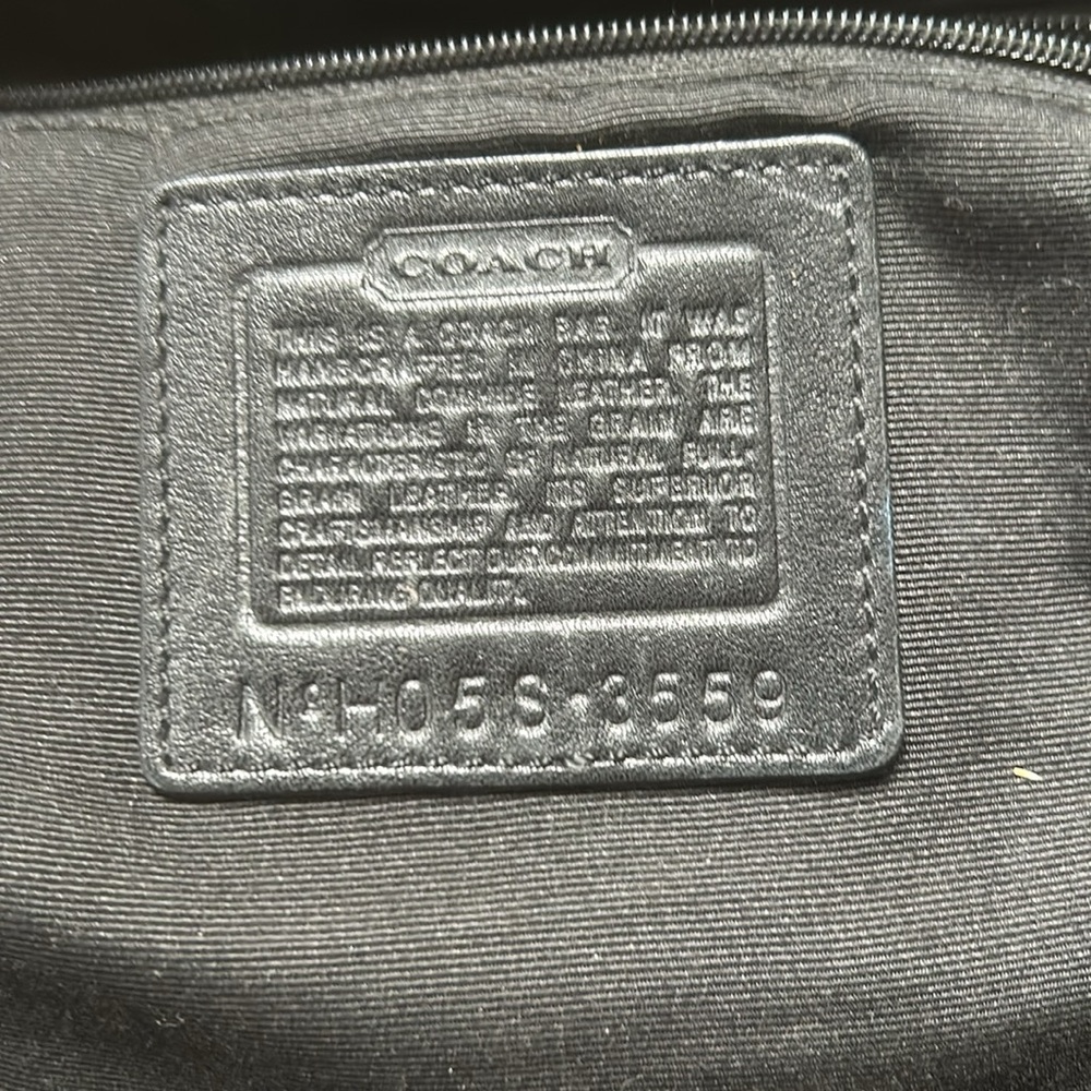 REDUCED!!Pre-Owned authentic leather coach backpack - Picture 5 of 11